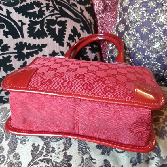 On hold❤GUCCI JACQUARD/ PATENT BAG - Picture 4 of 7